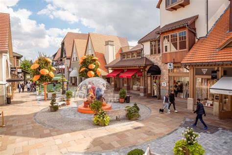 designer outlet maasmechelen.